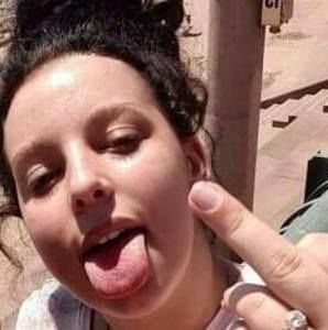 Meet your Posher, Desirae